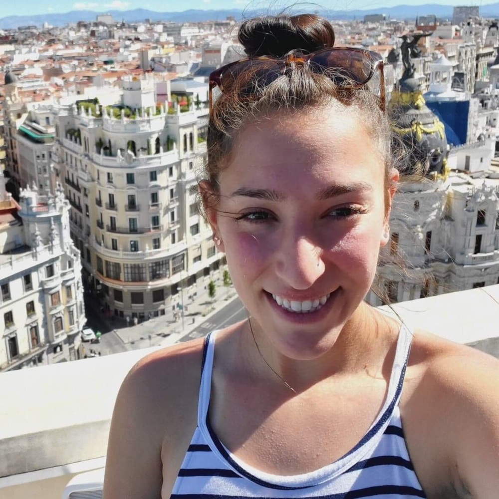 Meet your Posher, Gabi